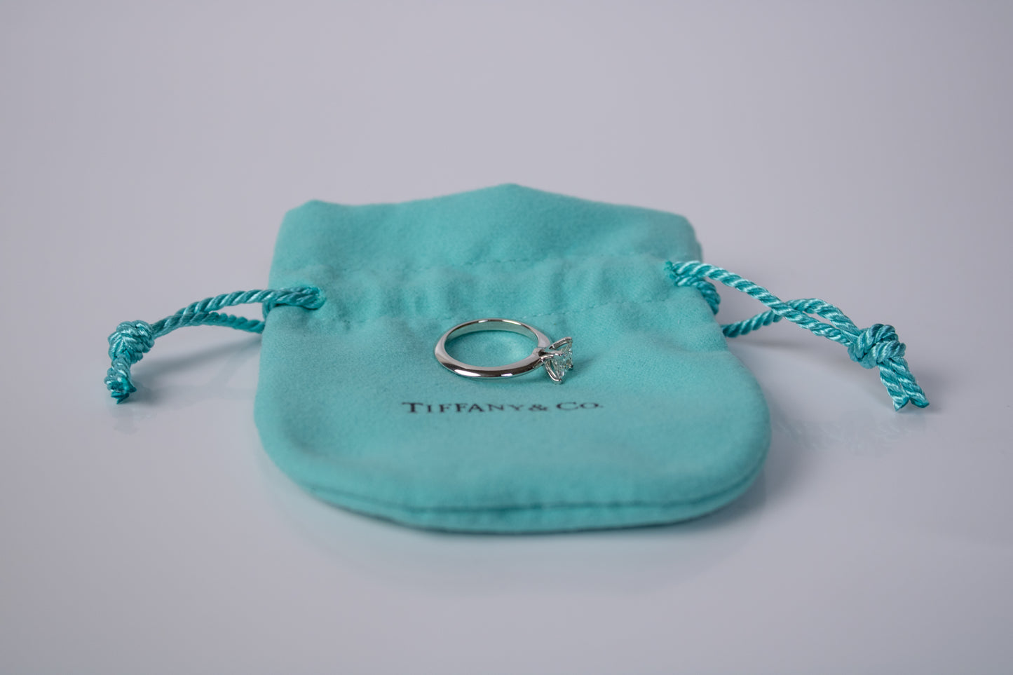 Anillo de Compromiso Tiffany Corte Princesa